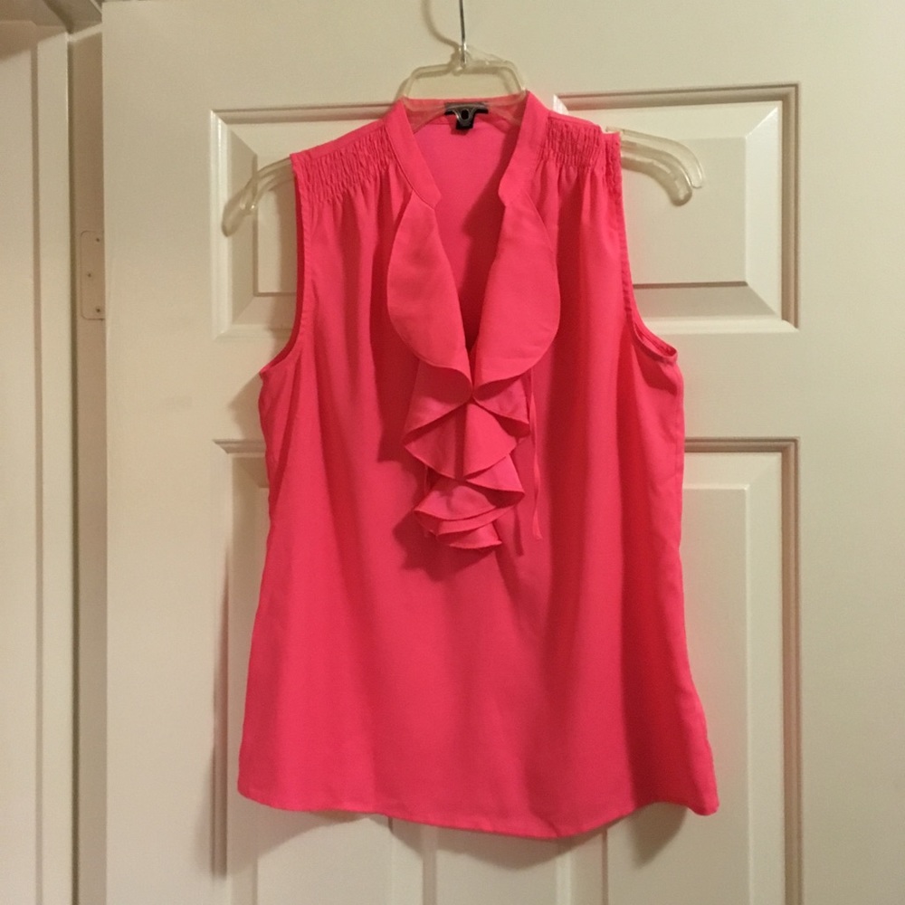 Ann Taylor pink sleeveless top size small